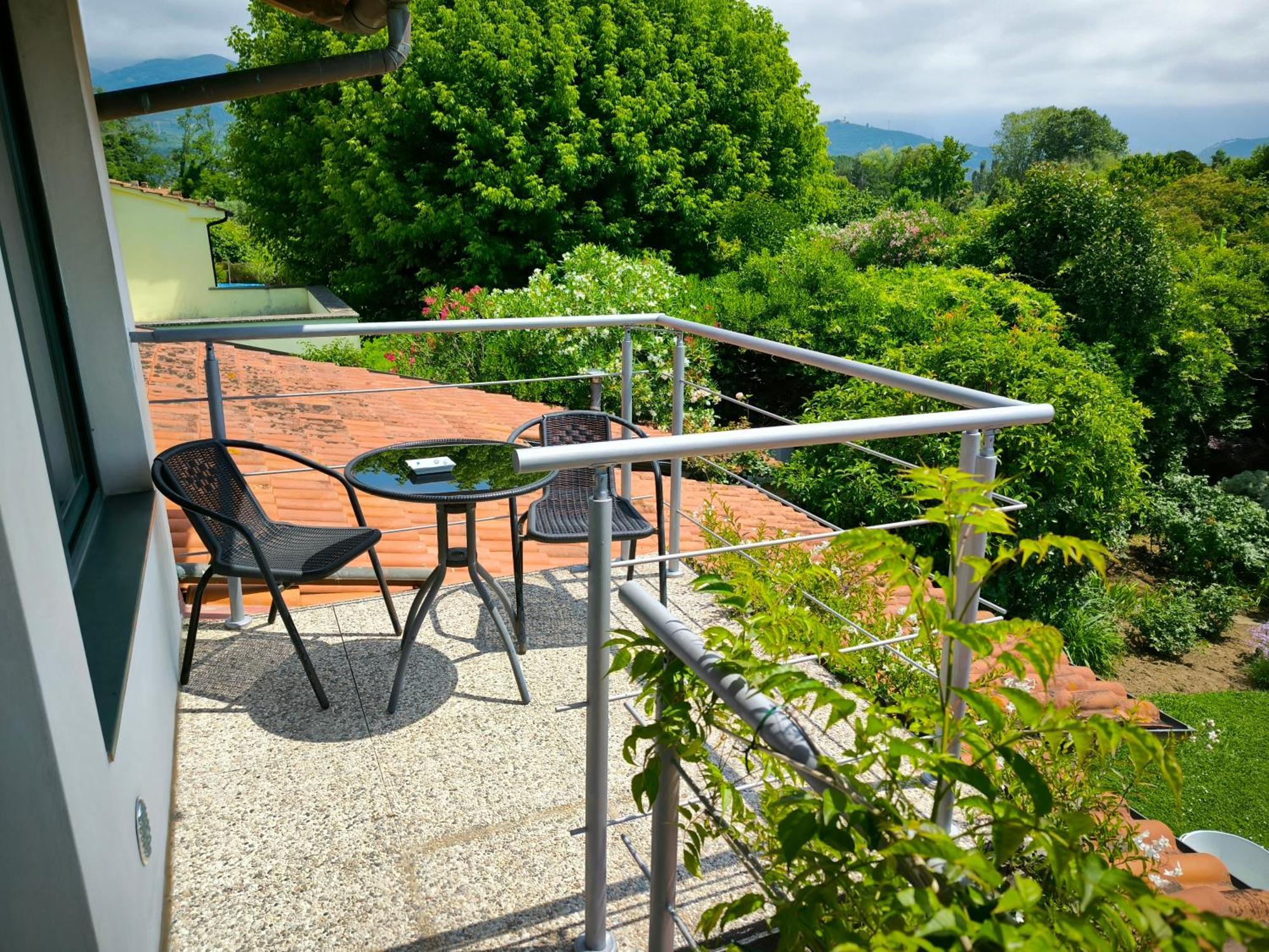 Versilia - Pietrasanta - Le Colmate Guesthouse Tonfano Esterno foto
