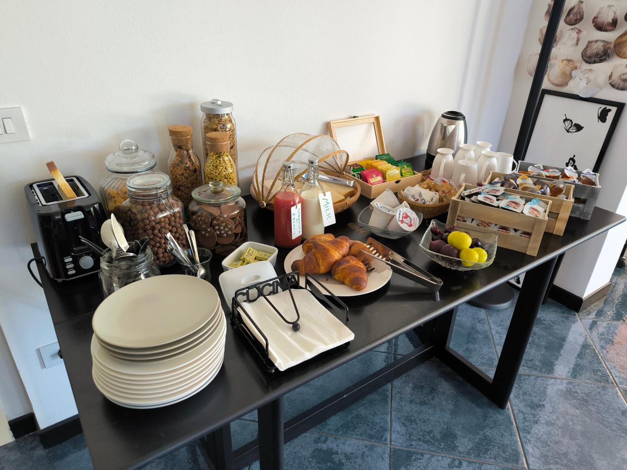 Versilia - Pietrasanta - Le Colmate Guesthouse Tonfano Esterno foto