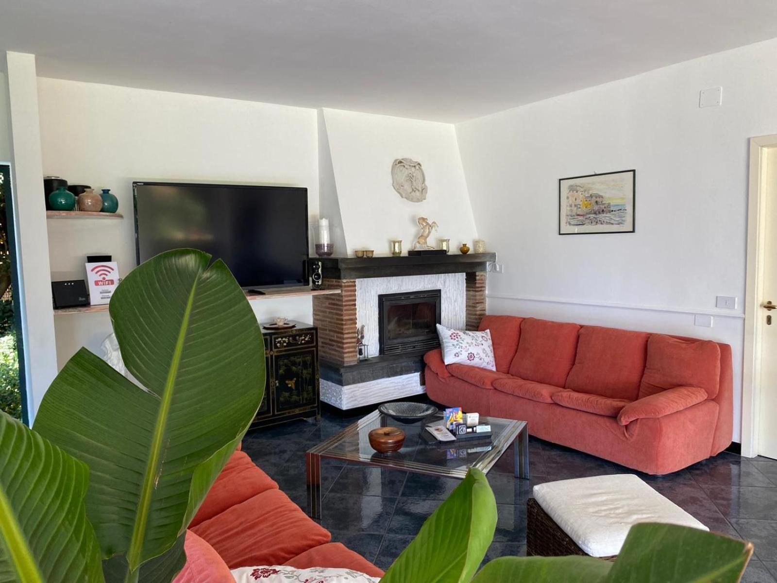 Versilia - Pietrasanta - Le Colmate Guesthouse Tonfano Esterno foto